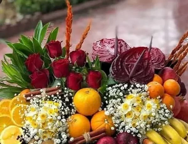 گل آرایی شب یلدا