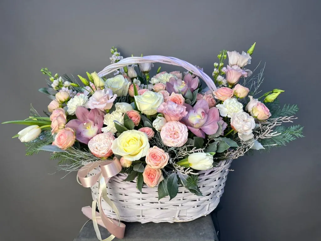 گل آرایی سبد عروس