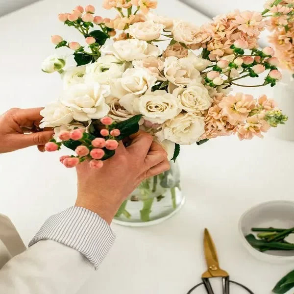 نقش گل آرایی در شادابی