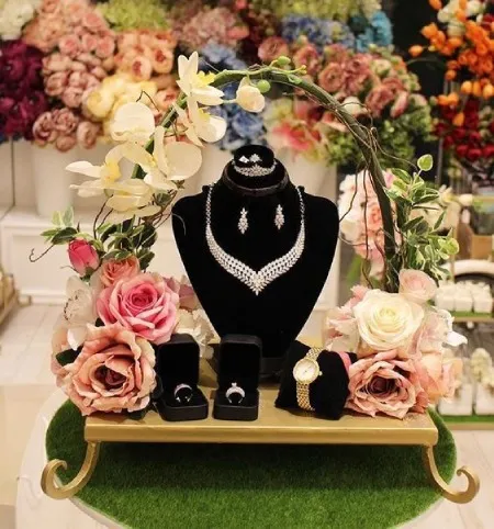 گل آرایی سرویس طلا