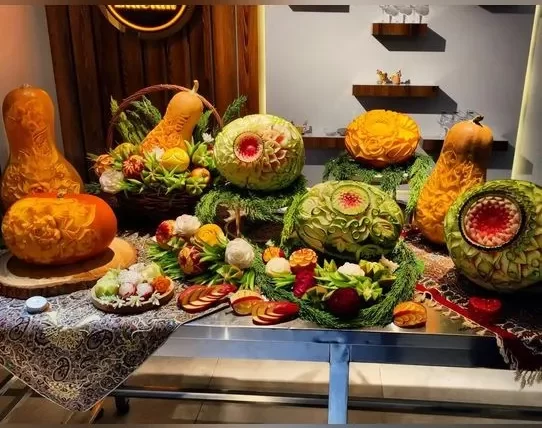 گل آرایی شب یلدا عروس