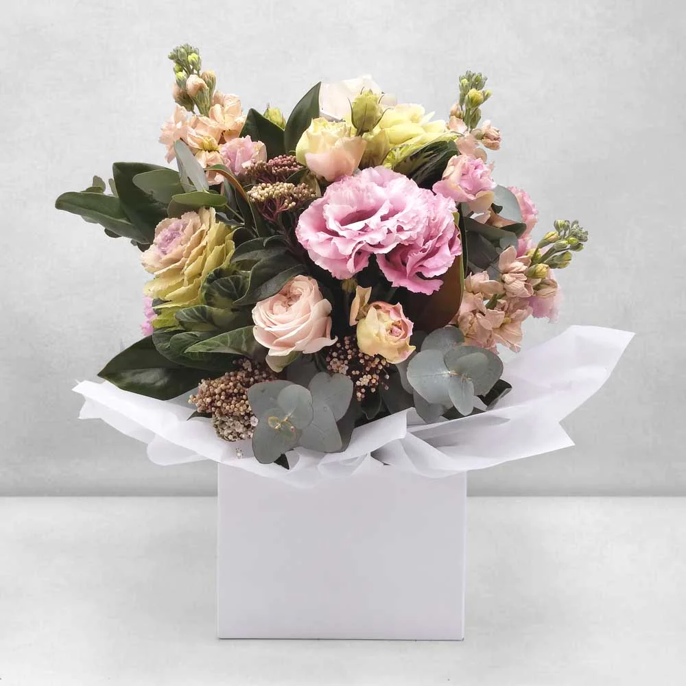 انواع ایده های جذاب برای باکس گل هدیه روز مادر