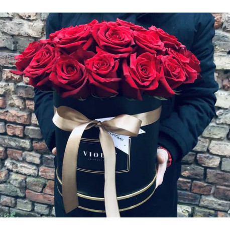 باکس گل قرمز مشکی